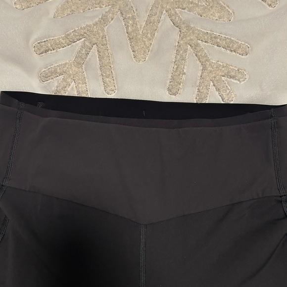 Lululemon athletica Go Further High rise rave tights 28” inseam size 12 like new - Picture 6 of 7